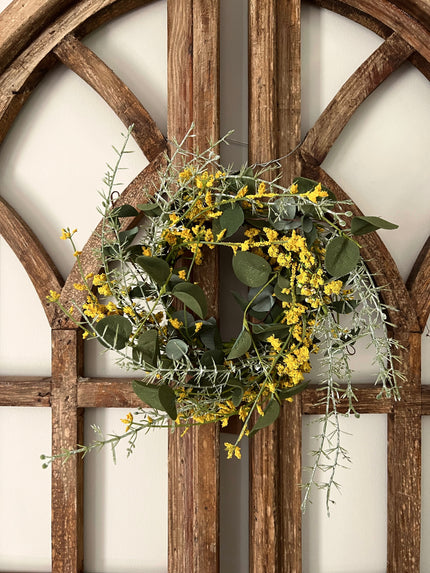 14. Canary Eucalyptus Candle Ring Ring 