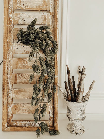 32 in. Green Hops Hanging Garland Hanging Garland 