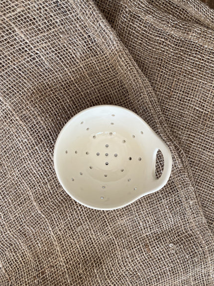 5 in. Stoneware Berry Bowl Bowl Ivory 