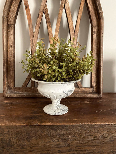 6 in. Vintage Urn Urn 