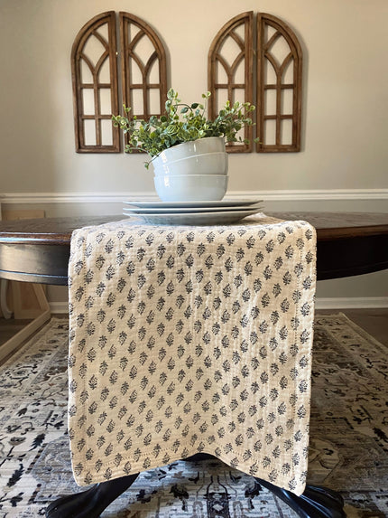 Printed Floral Table Runner Table Runners 